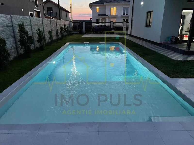Timis  Individuala in Giarmata VII. Piscina. Panouri